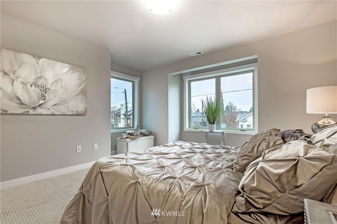 1603 North 54th Street Seattle, WA 98103 - Photo 15 of 25 Gallery Image 15