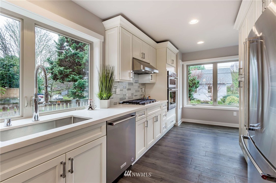 1603 North 54th Street Seattle, WA 98103 - Photo 9 of 25 Gallery Image 9