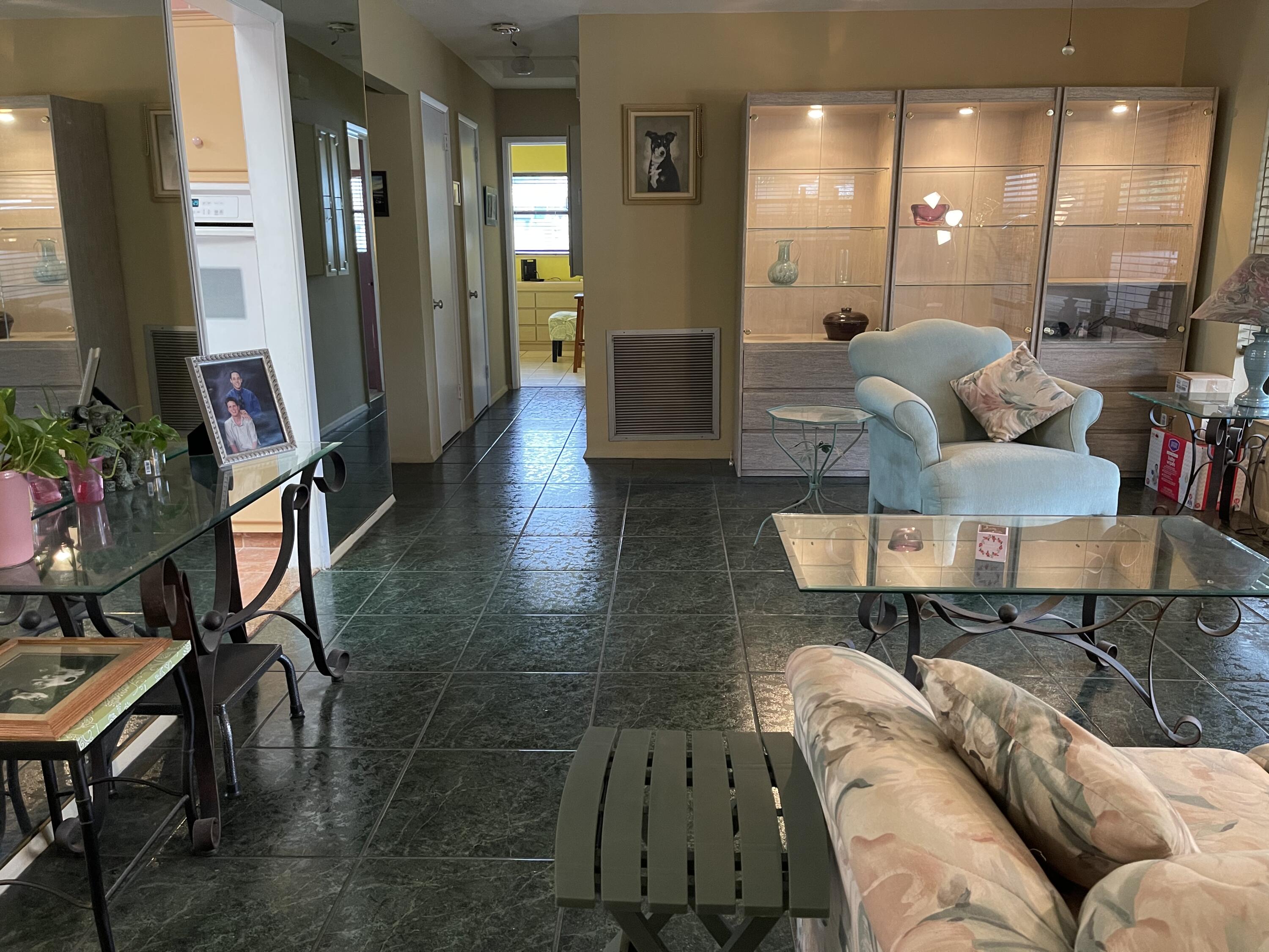 2100 Northeast 3rd Way Boca Raton, FL 33431 - Photo 4 of 16 .