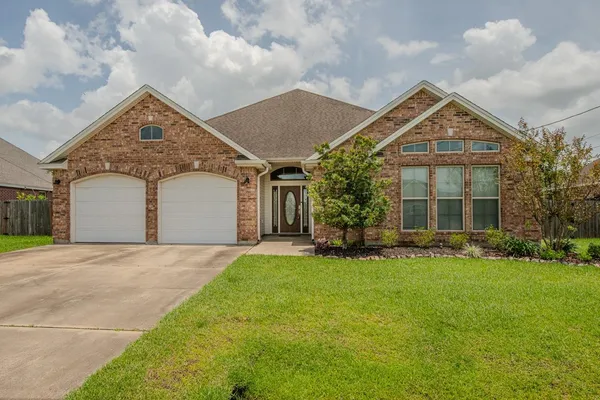 $439,900 | 6120 Westchase Loop, Lumberton, TX 77657