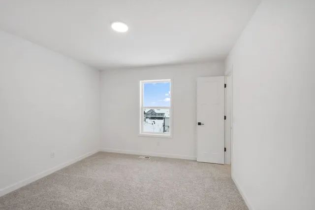 $634,980 | 8693 Periwinkle Boulevard, Woodbury, MN 55129