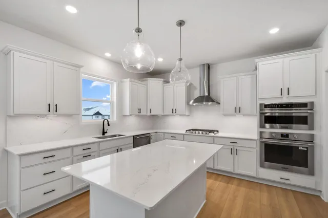 $634,980 | 8693 Periwinkle Boulevard, Woodbury, MN 55129