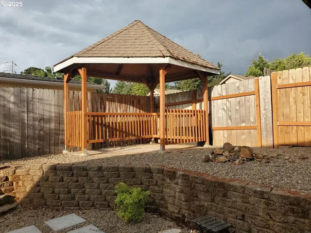 $464,900 | 5114 Cherie Court Southeast, Salem, OR 97306