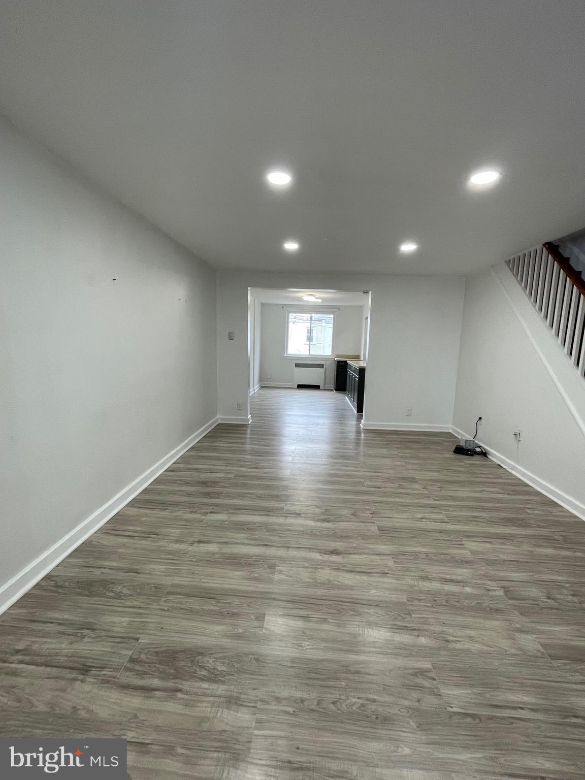 338 Maypole Road Upper Darby, PA 19082 - Photo 3 of 16