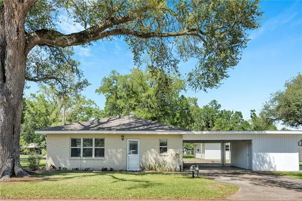 $275,000 | 243 River Oaks Drive, Luling, LA 70070