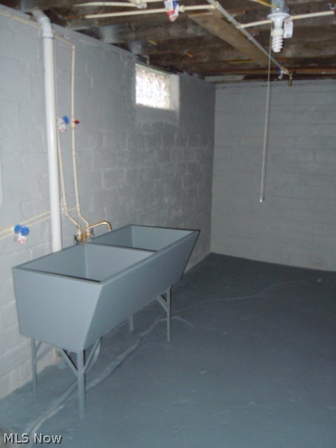 3610 Warren Road Cleveland, OH 44111 - Photo 18 of 23 Gallery Image 18