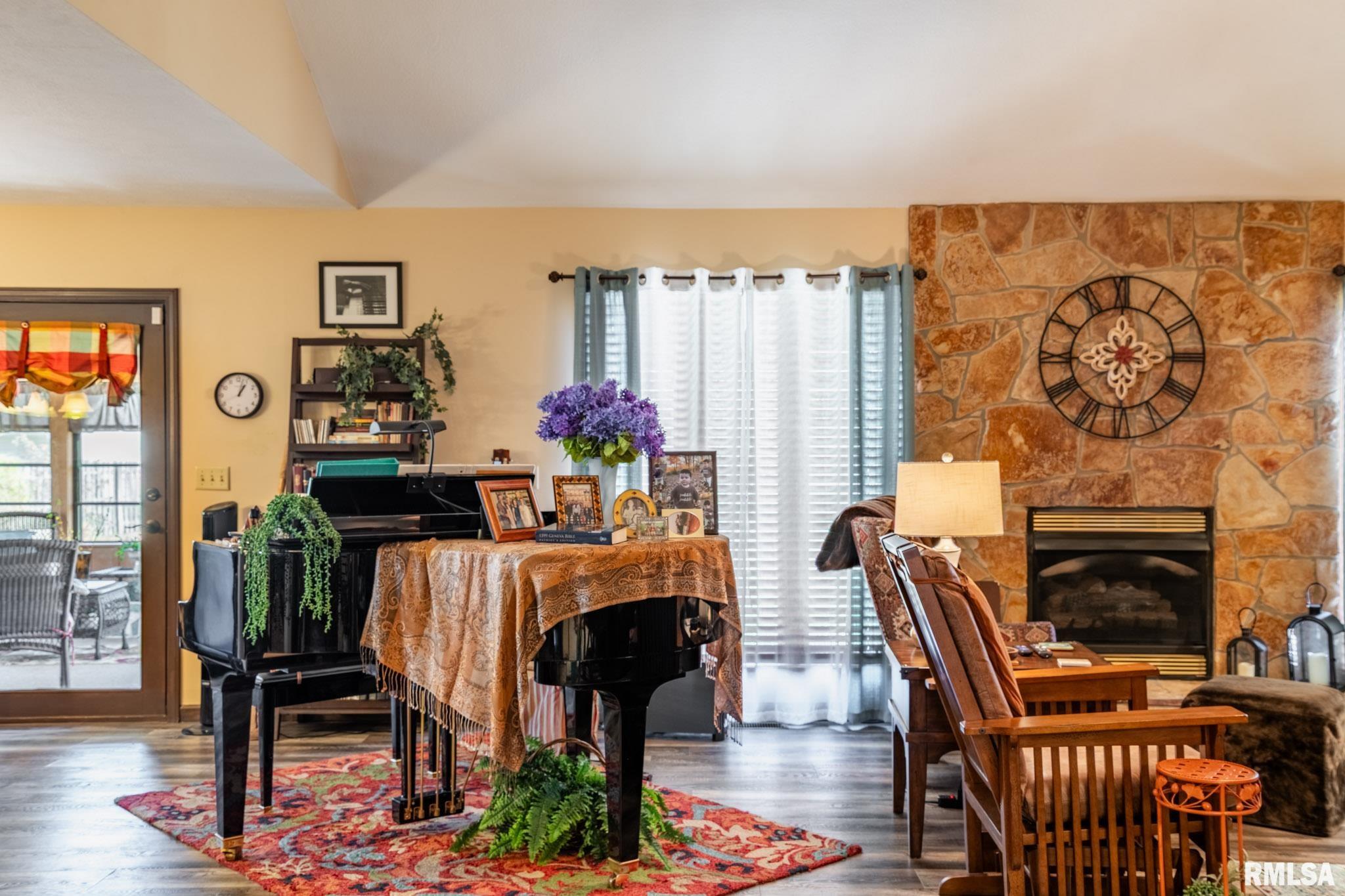 3012 Hickory Ridge Drive Herrin, IL 62948 - Photo 21 of 41