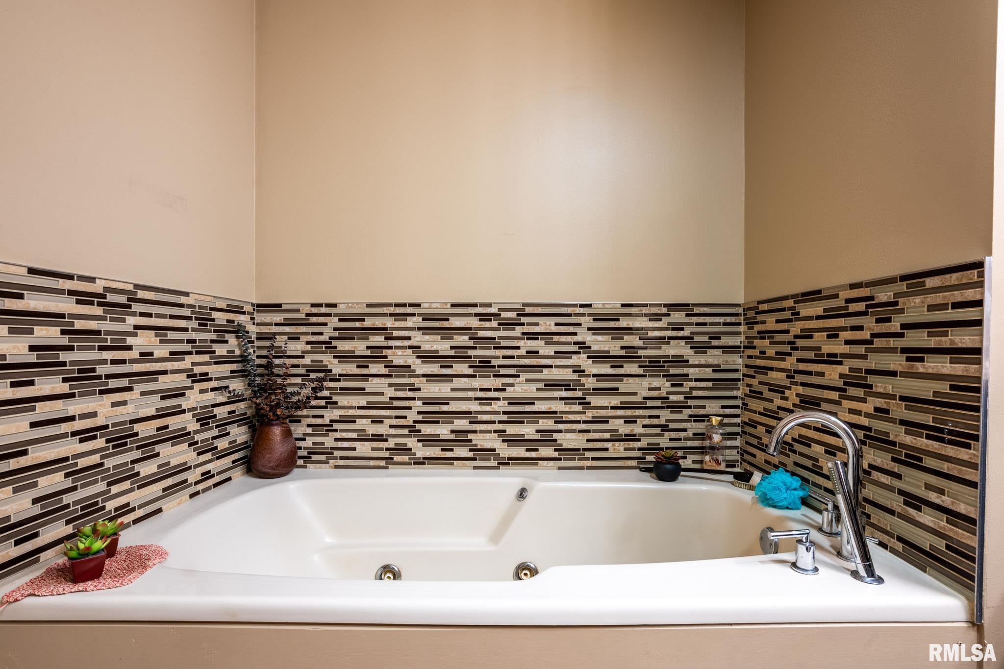 3012 Hickory Ridge Drive Herrin, IL 62948 - Photo 27 of 41