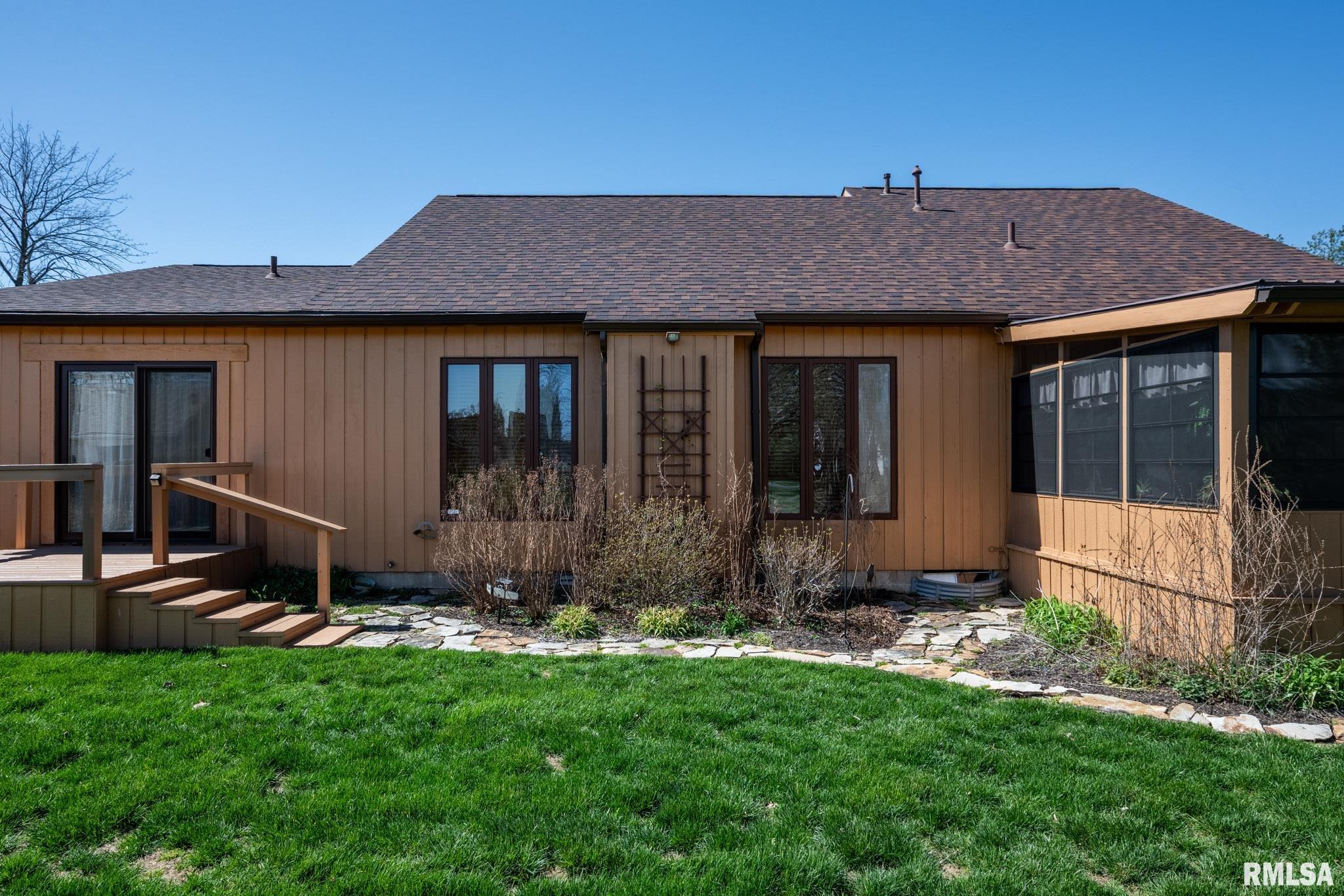 3012 Hickory Ridge Drive Herrin, IL 62948 - Photo 4 of 41