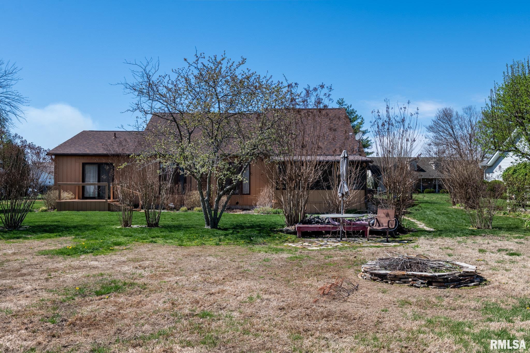 3012 Hickory Ridge Drive Herrin, IL 62948 - Photo 5 of 41