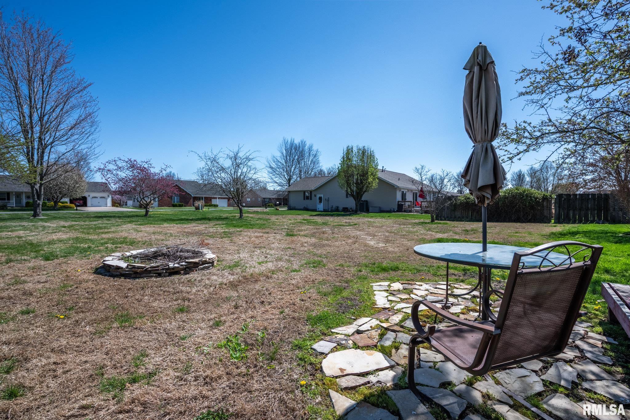 3012 Hickory Ridge Drive Herrin, IL 62948 - Photo 10 of 41