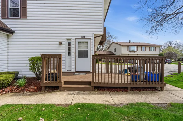 $210,000 | 7744 West Kenton Court, Unit 7744, Frankfort, IL 60423
