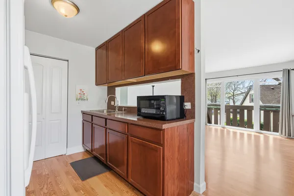 $210,000 | 7744 West Kenton Court, Unit 7744, Frankfort, IL 60423