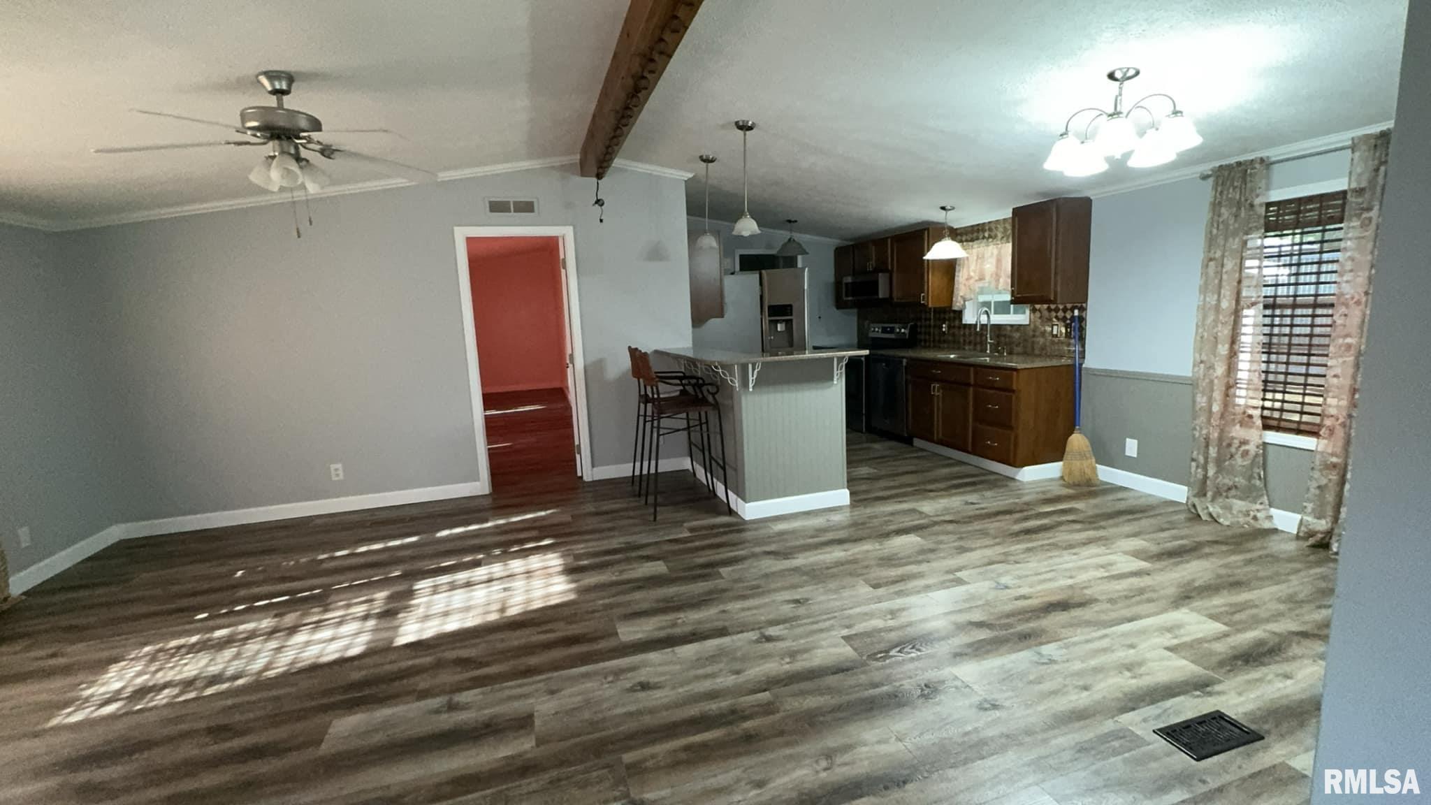 7597 St Joseph Road Benton, IL 62812 - Photo 13 of 16 Gallery Image 13