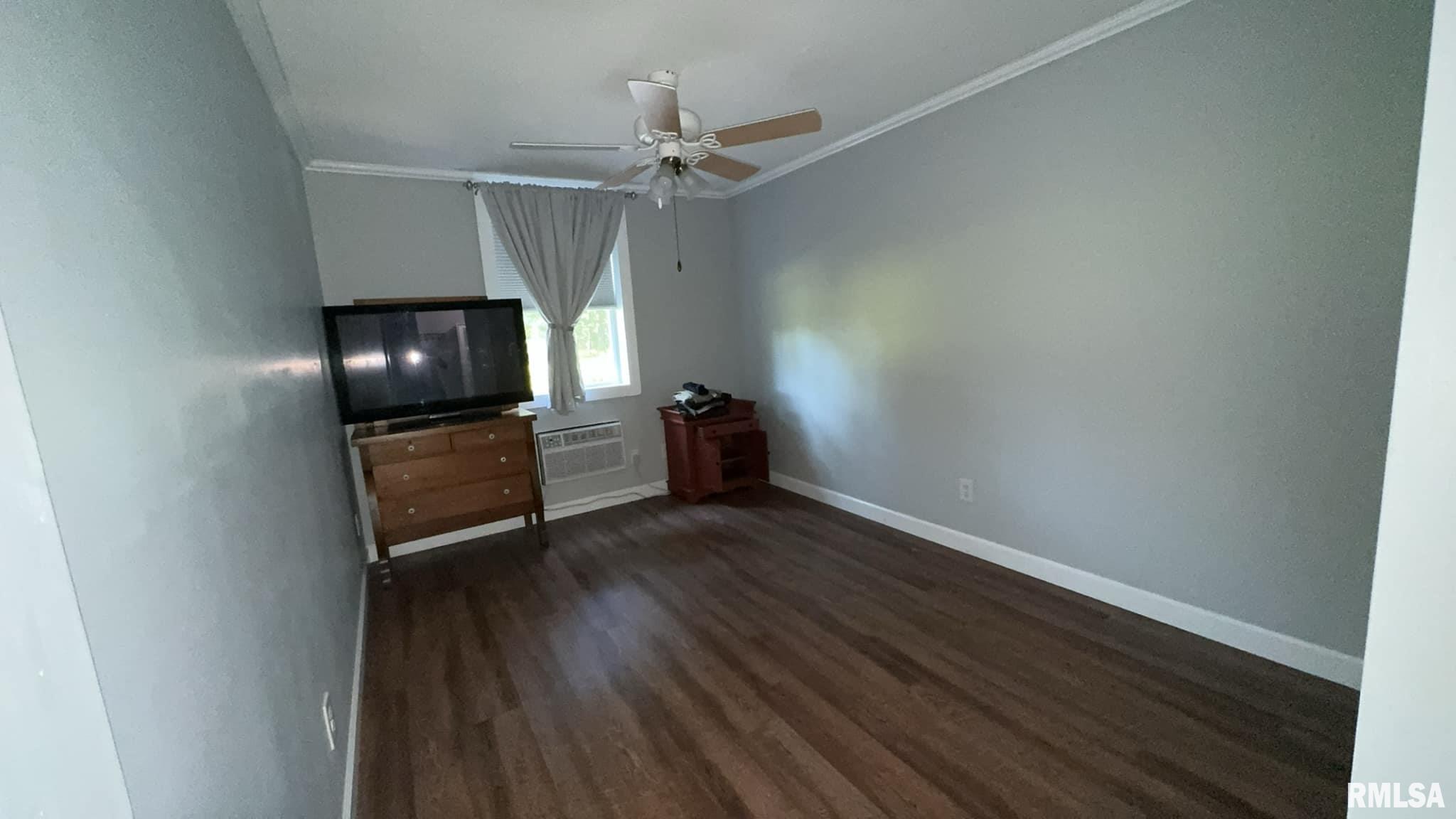 7597 St Joseph Road Benton, IL 62812 - Photo 8 of 16 Gallery Image 8