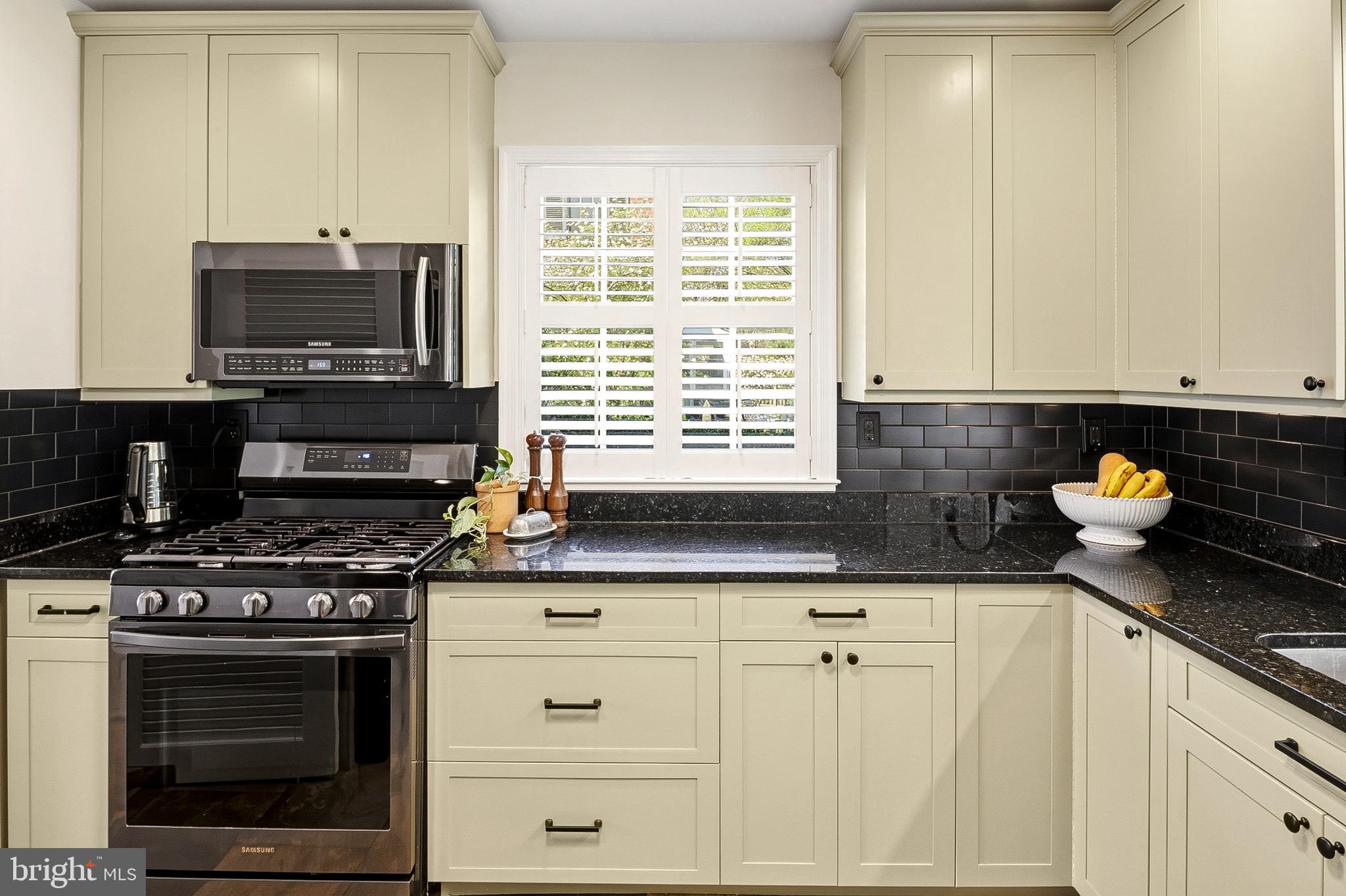 5409 St Albans Way Baltimore, MD 21212 - Photo 19 of 48