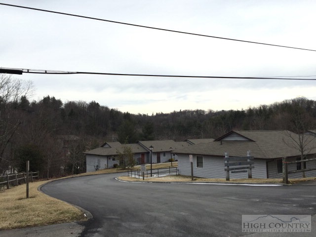448 Ransom Street Blowing Rock, NC 28605 - Photo 7 of 16 Gallery Image 7