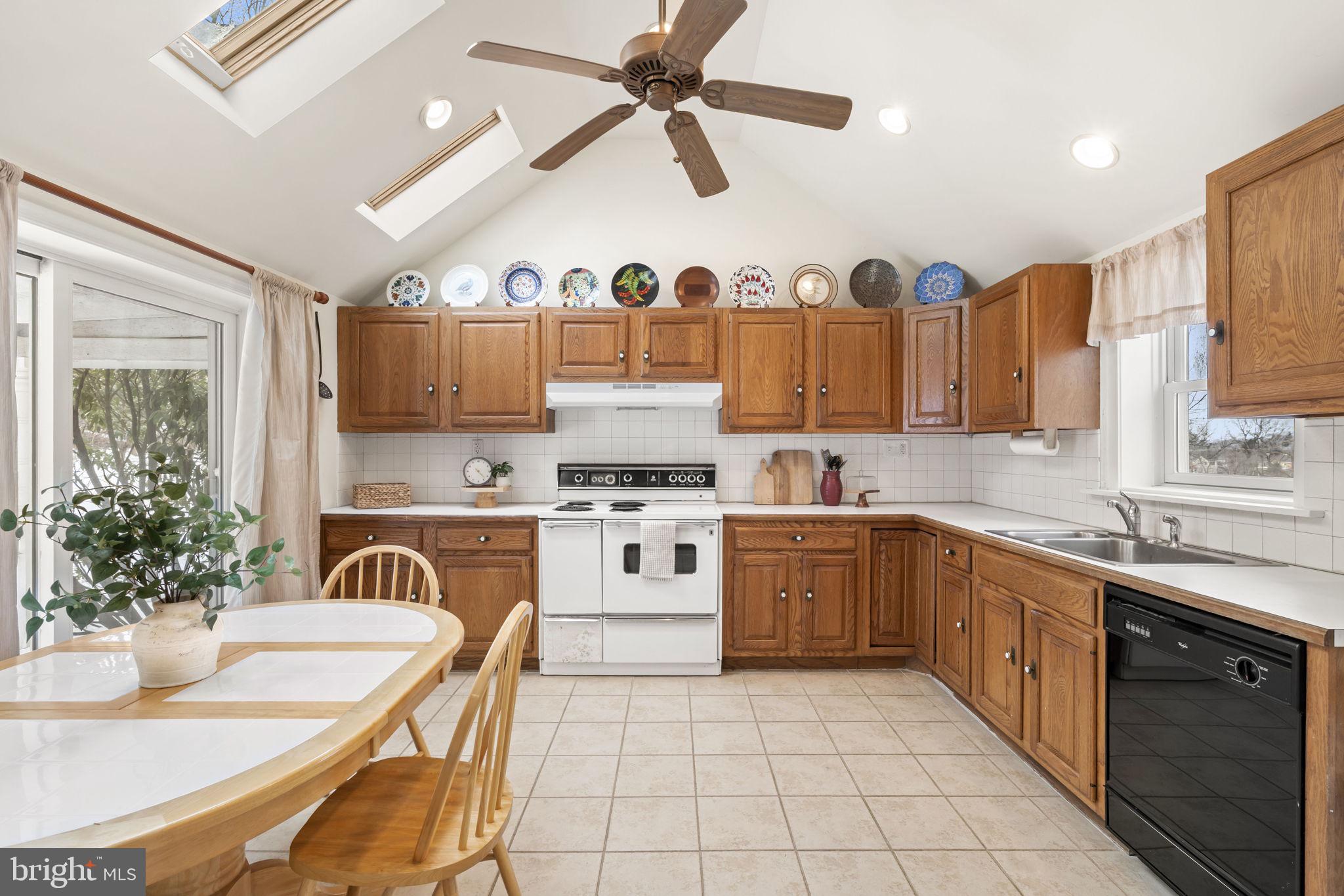 108 Viola Road Phoenixville, PA 19460 - Photo 15 of 48 Gallery Image 15