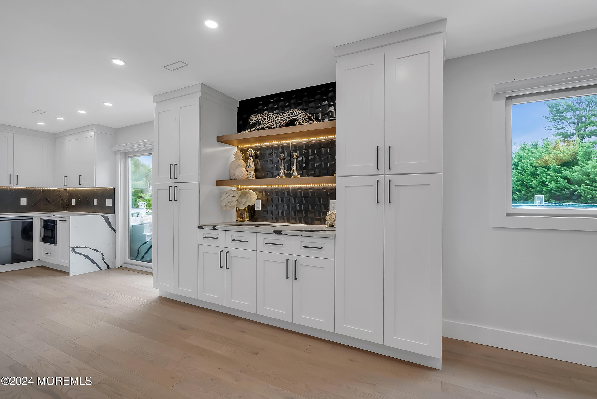 29 Peach Tree Road Oakhurst, NJ 07755 - Photo 23 of 42 031