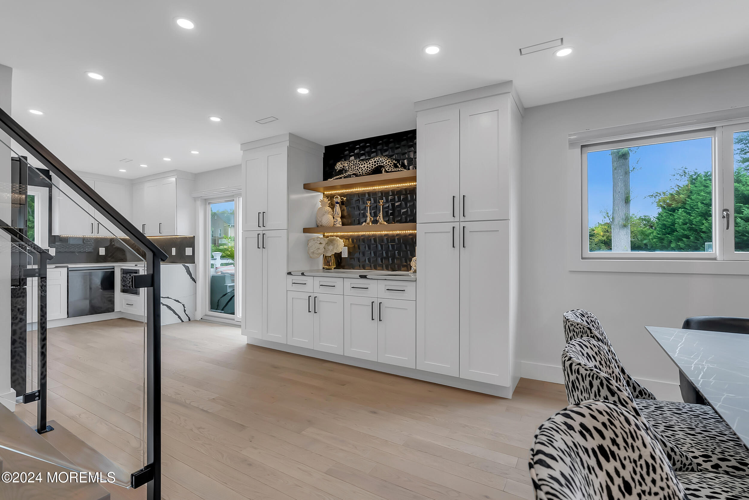 29 Peach Tree Road Oakhurst, NJ 07755 - Photo 24 of 42 032