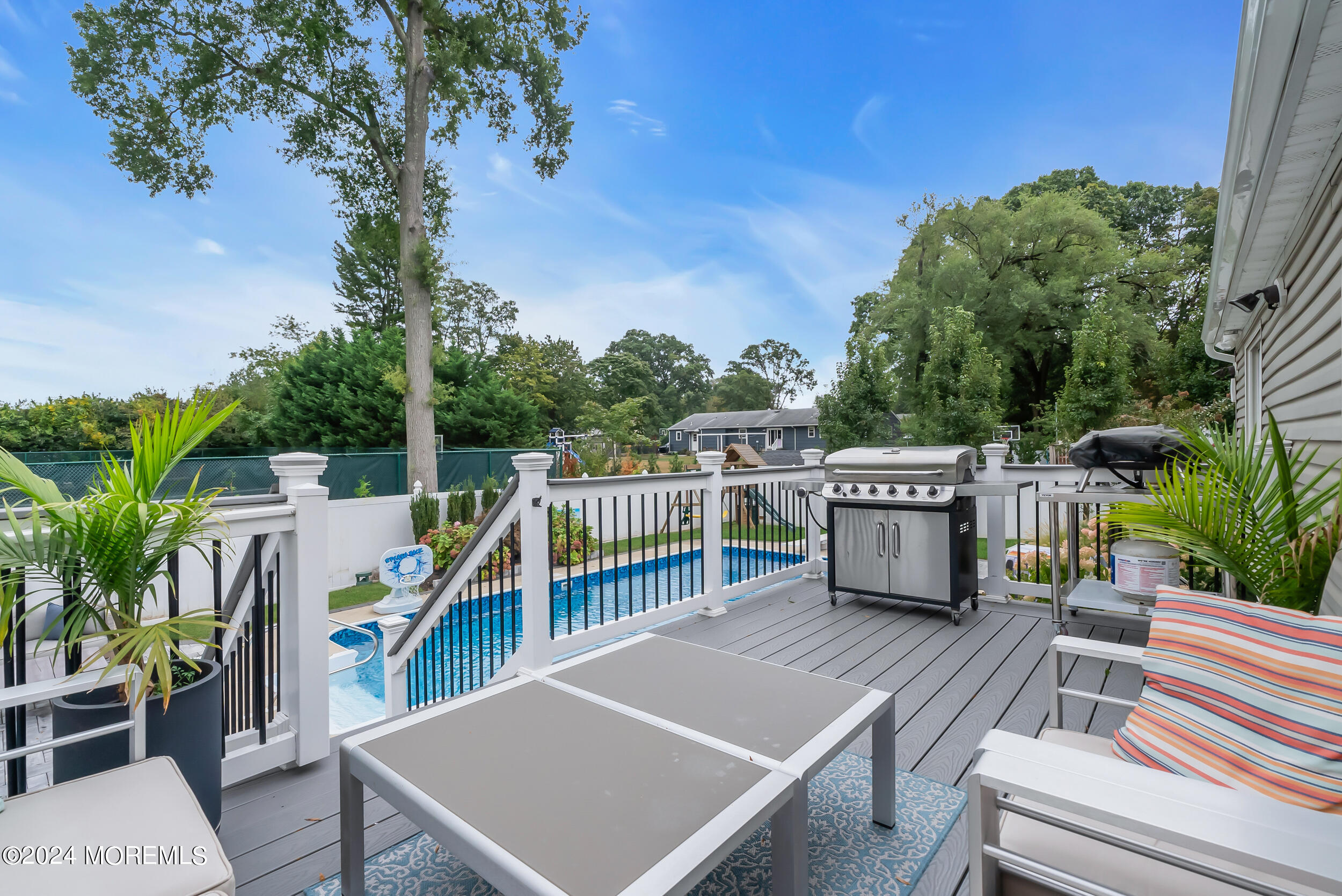 29 Peach Tree Road Oakhurst, NJ 07755 - Photo 6 of 42 043