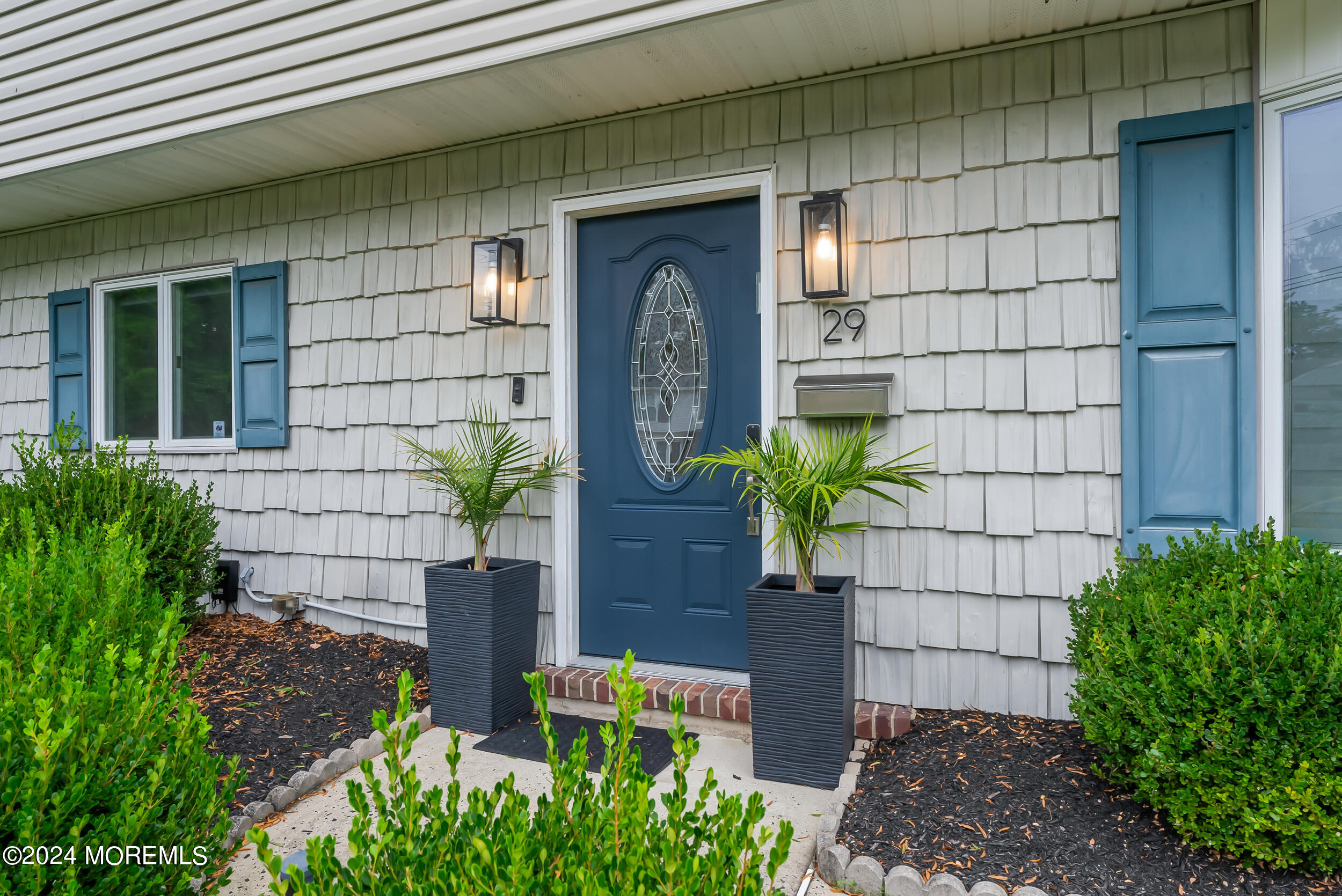 29 Peach Tree Road Oakhurst, NJ 07755 - Photo 7 of 42 012