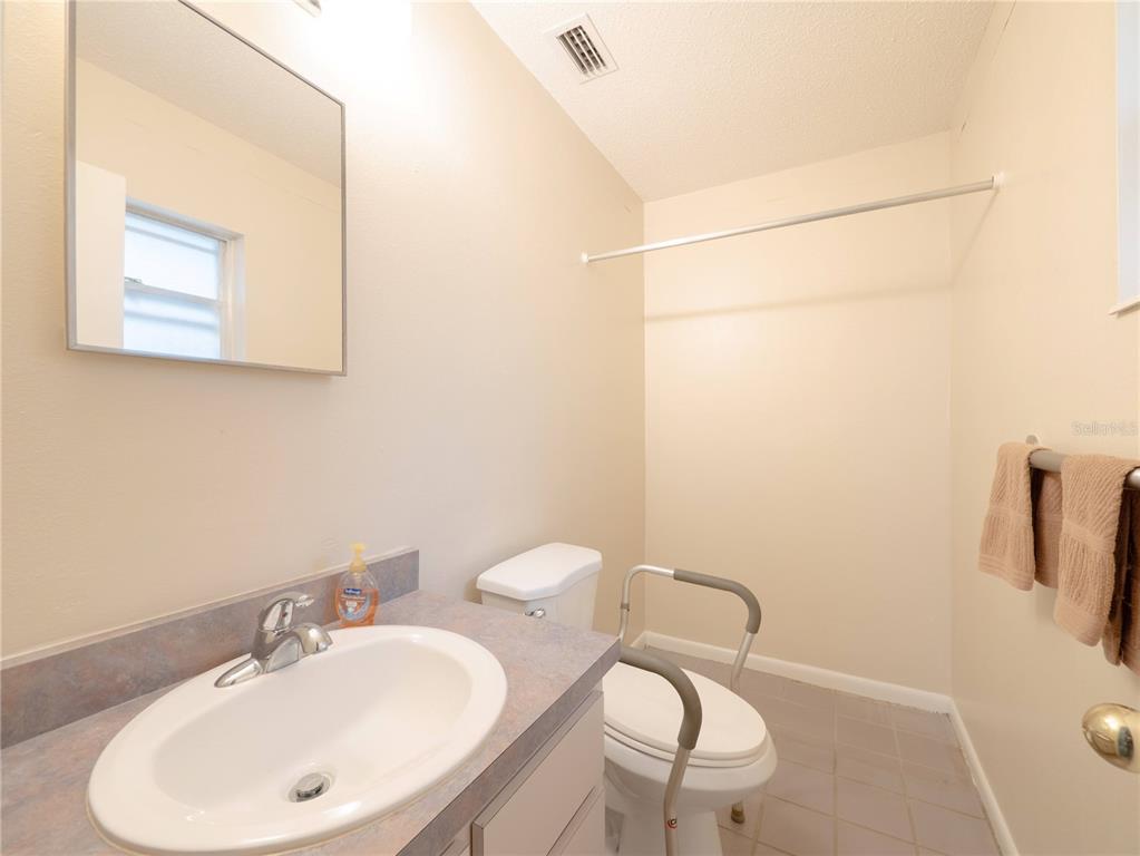 135 Southwest 266th Street Newberry, FL 32669 - Photo 12 of 22