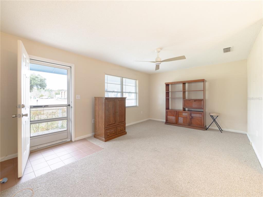 135 Southwest 266th Street Newberry, FL 32669 - Photo 2 of 22