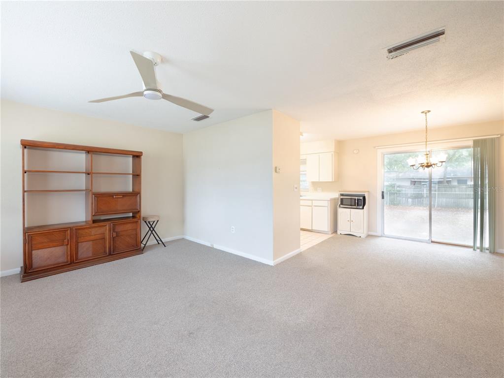 135 Southwest 266th Street Newberry, FL 32669 - Photo 3 of 22