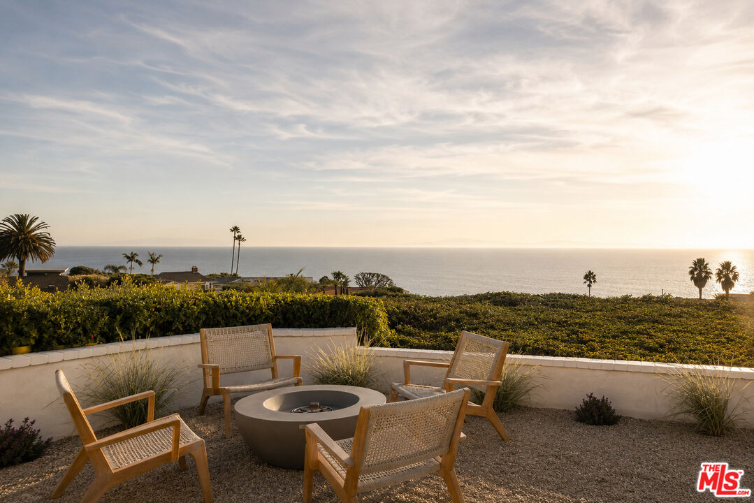 20374 Seaboard Road Malibu, CA 90265 - Photo 23 of 26