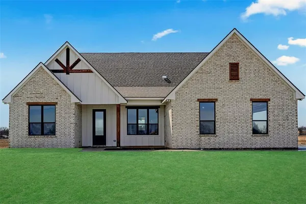 $434,000 | 3341 County Road 1224, Cleburne, TX 76033