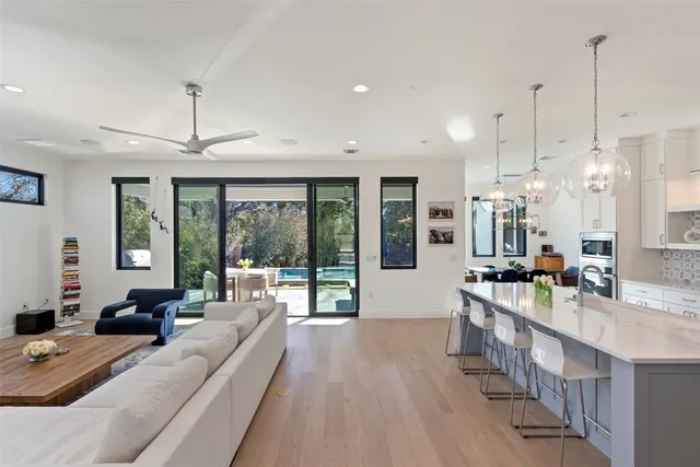 $1,575,000 | 1101 Emerald Forest Cove, Austin, TX 78745