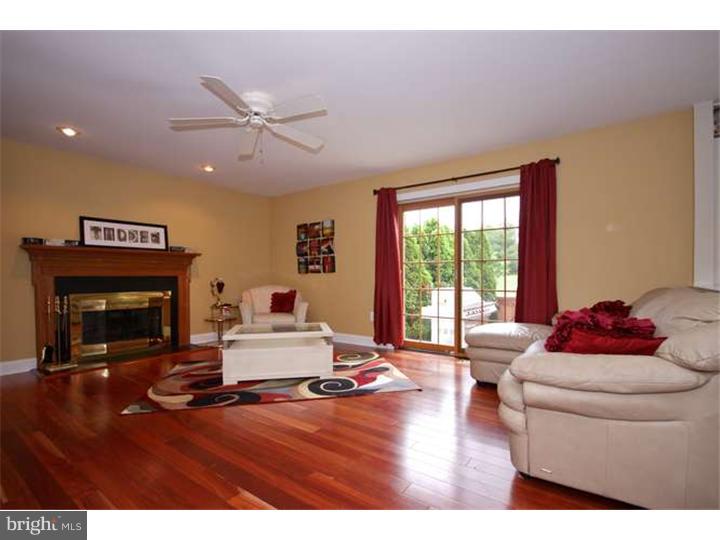 255 Green Tree Road Phoenixville, PA 19460 - Photo 6 of 25 Family Room