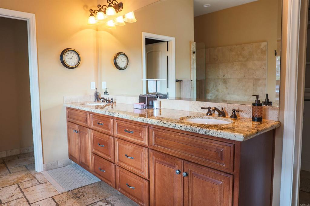 849 Singing Ridge Road El Cajon, CA 92019 - Photo 20 of 73