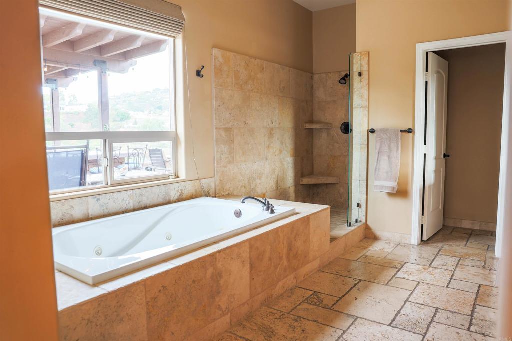 849 Singing Ridge Road El Cajon, CA 92019 - Photo 22 of 73