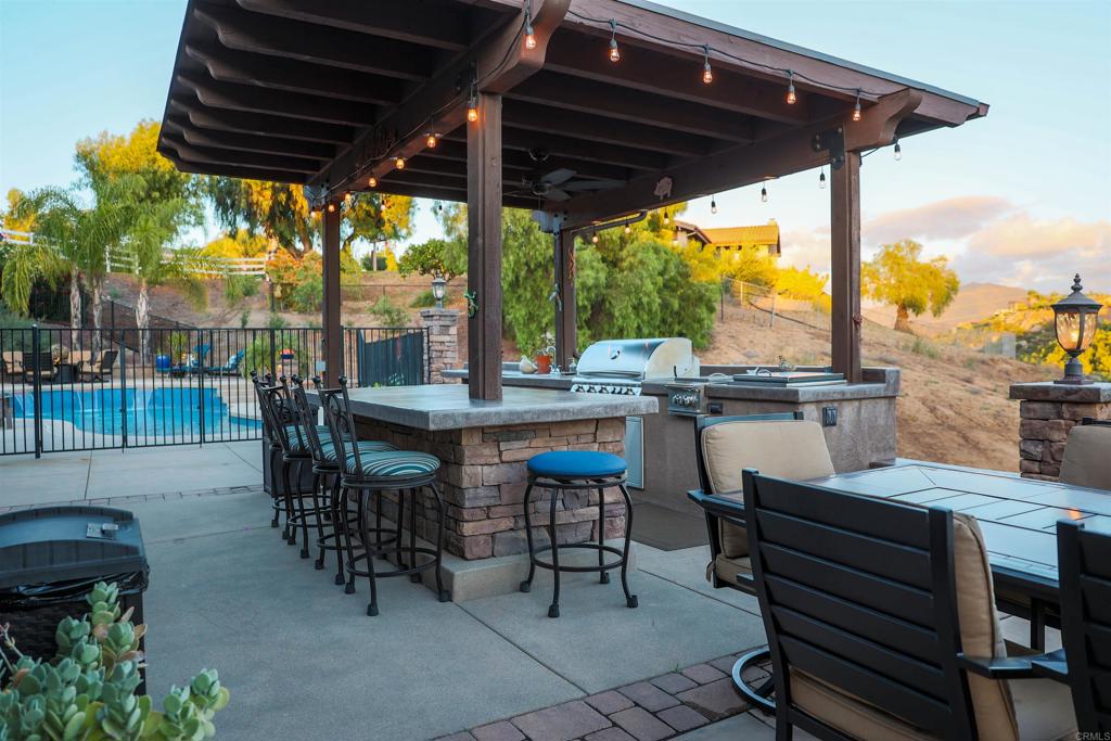 849 Singing Ridge Road El Cajon, CA 92019 - Photo 5 of 73