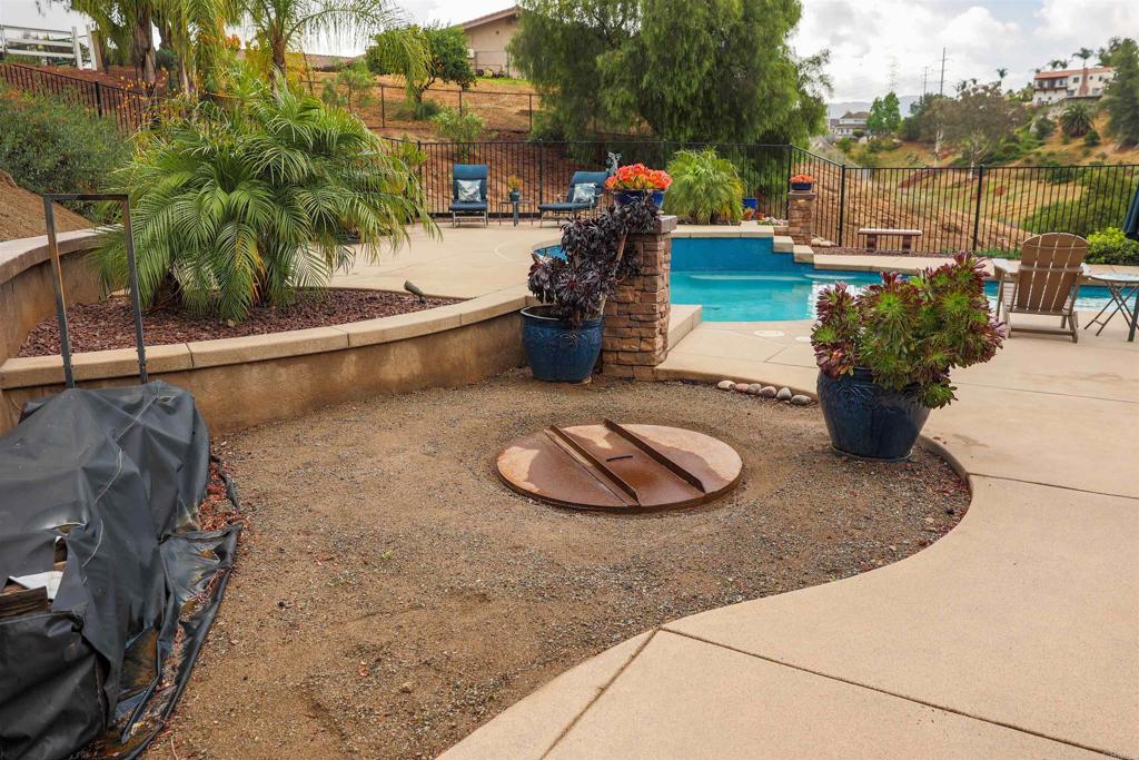 849 Singing Ridge Road El Cajon, CA 92019 - Photo 51 of 73 Barbacoa BBQ Pit