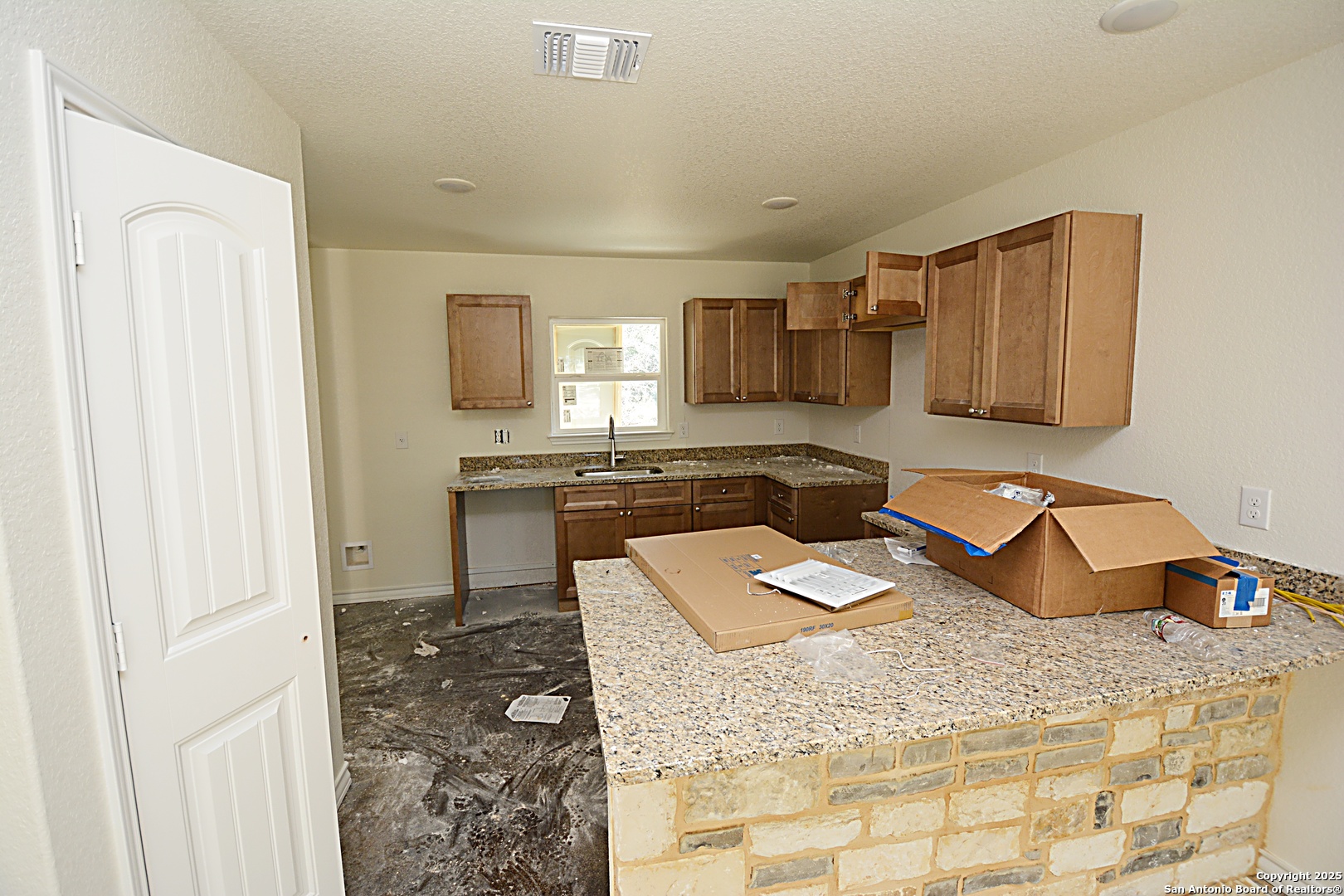 3015 Western Skies Drive Spring Branch, TX 78070 - Photo 3 of 9