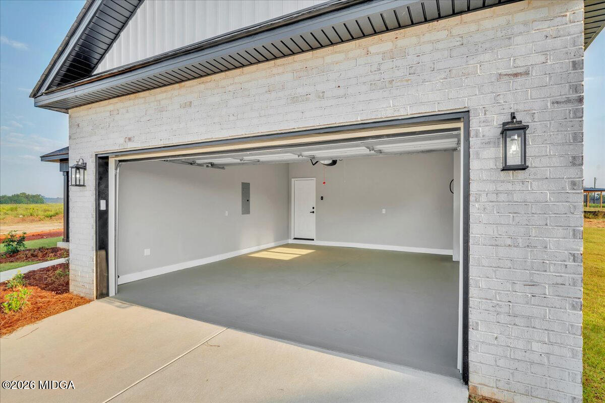 208 Eric Court Byron, GA 31008 - Photo 10 of 57 10 - Front View