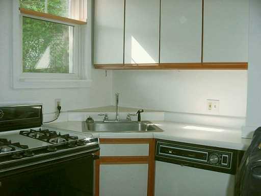 301 Martin Pittsburgh, PA 15216 - Photo 5 of 8 Gallery Image 5