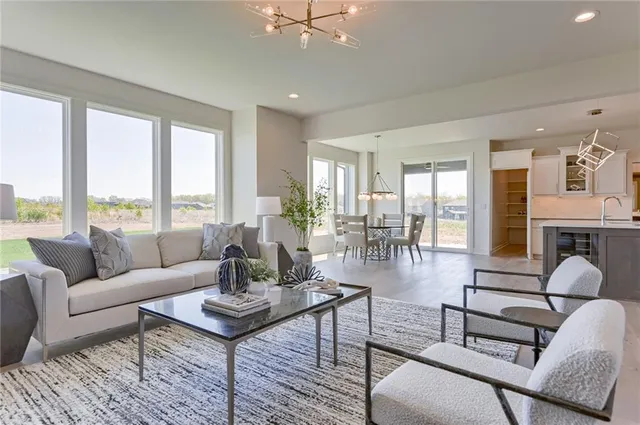 $699,950 | 24331 West 126th Terrace, Olathe, KS 66061