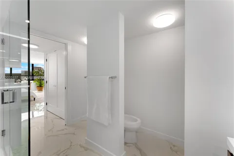 $1,700,000 | 3 Grove Isle Drive, Unit C803, Miami, FL 33133