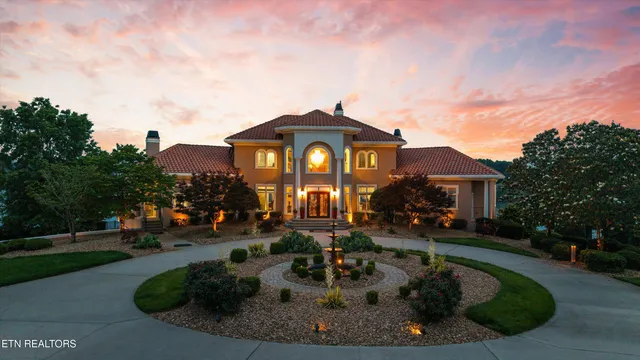 $4,900,000 | 3801 Jackson Bend Drive, Louisville, TN 37777