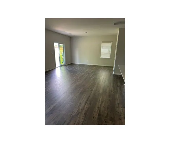 $2,500 | 1215 37th Ave Lane Northeast, Hickory, NC 28601