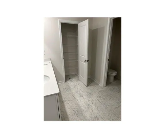 $2,500 | 1215 37th Ave Lane Northeast, Hickory, NC 28601