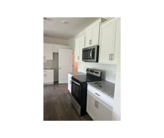 $2,500 | 1215 37th Ave Lane Northeast, Hickory, NC 28601