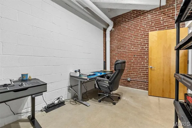 $400,000 | 1010 St Charles Street, Unit 1102, St. Louis, MO 63101