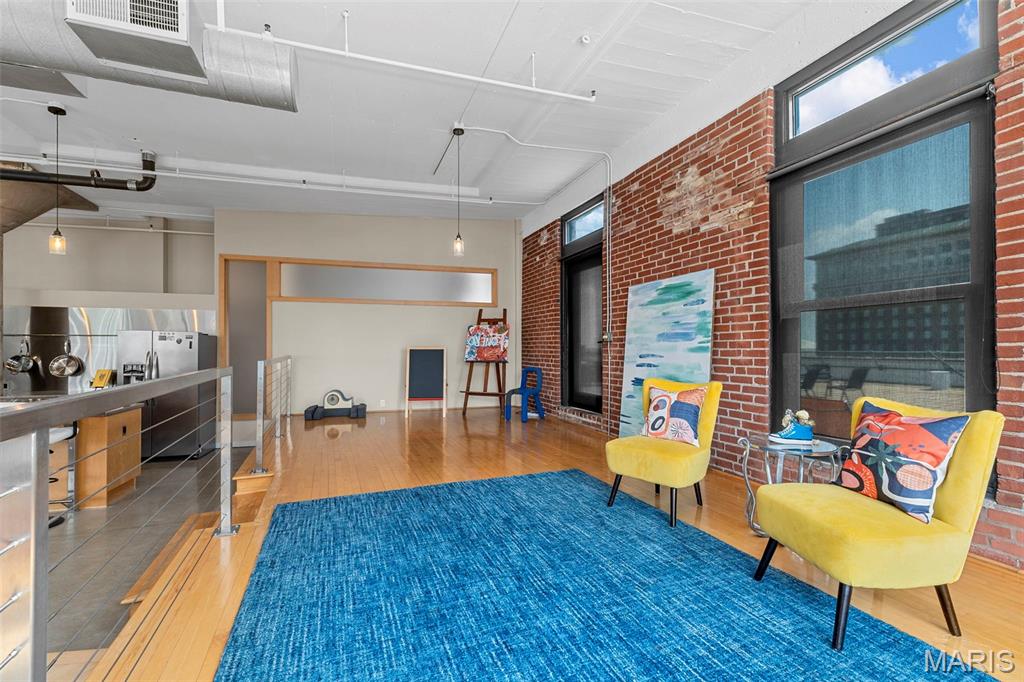 1010 St Charles Street, Unit 1102 St. Louis, MO 63101 - Photo 7 of 37