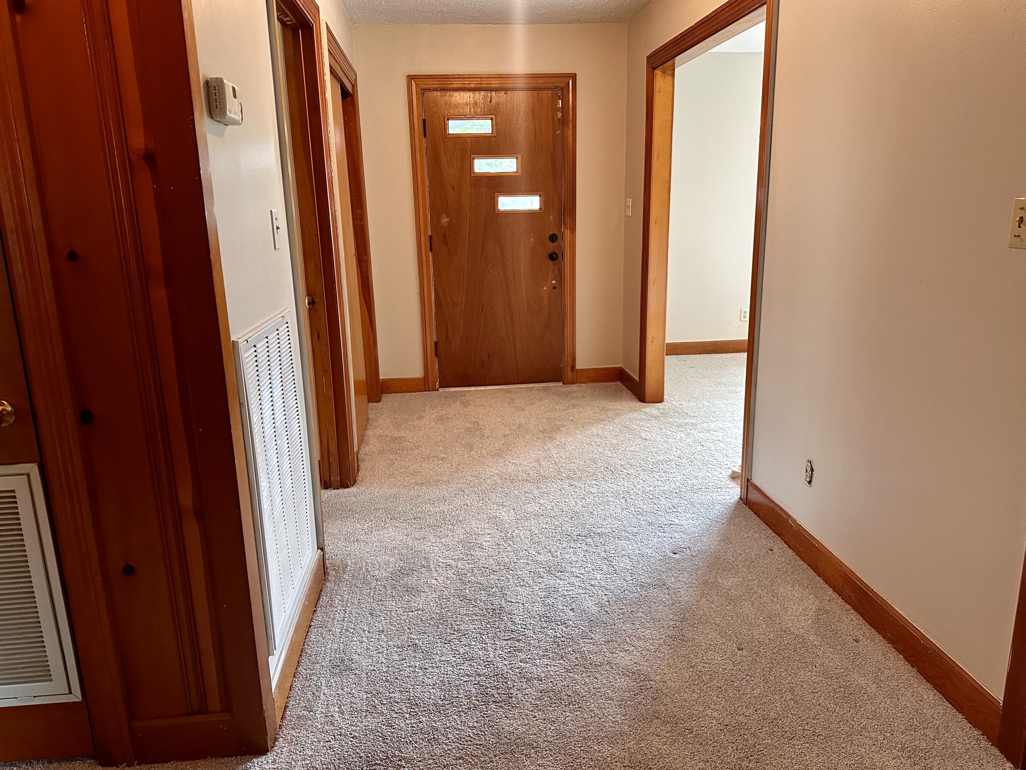 912 Hills Chapel Road Manchester, TN 37355 - Photo 2 of 23 a view of a livingroom with wooden floor