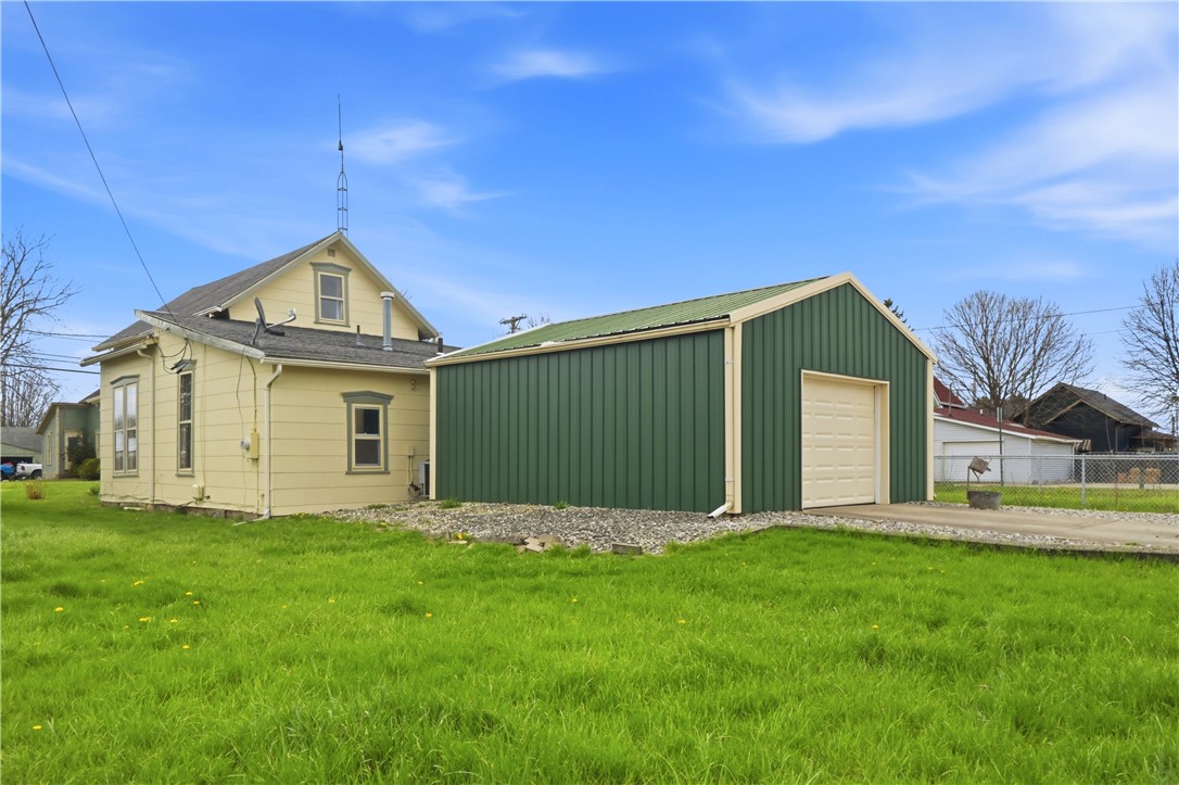 524 South Springfield Street St. Paris, OH 43072 - Photo 4 of 17